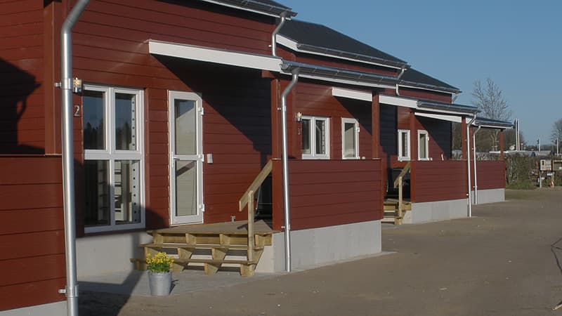 Vorbasse Camping - Billeder af hytter tæt på