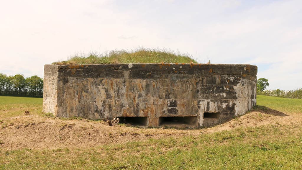 Sikringsstilling Nord kamufleret som gravhøje