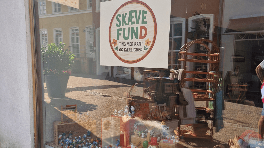 Skæve fund, VisitHaderslev