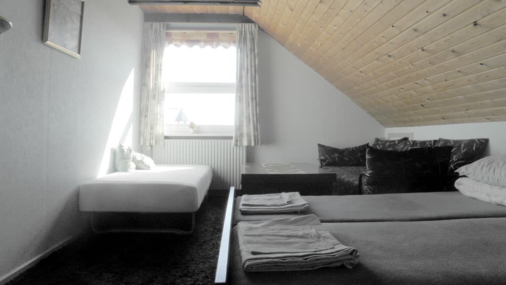 Hanstedgade 9, Privat Værelse