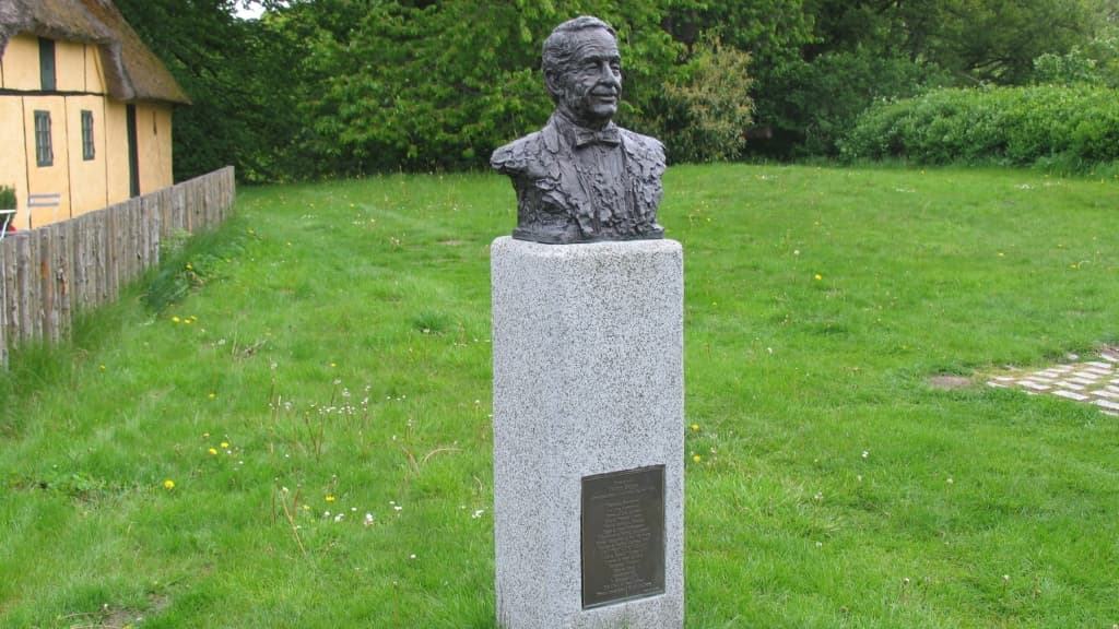 Buste af Victor Borge