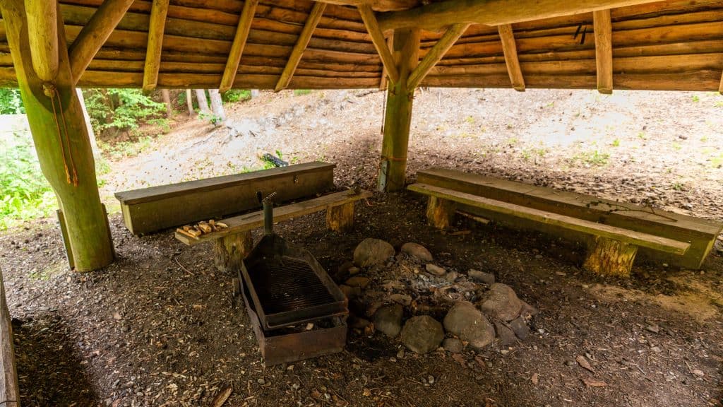 Vælderskovgården Bålhytte