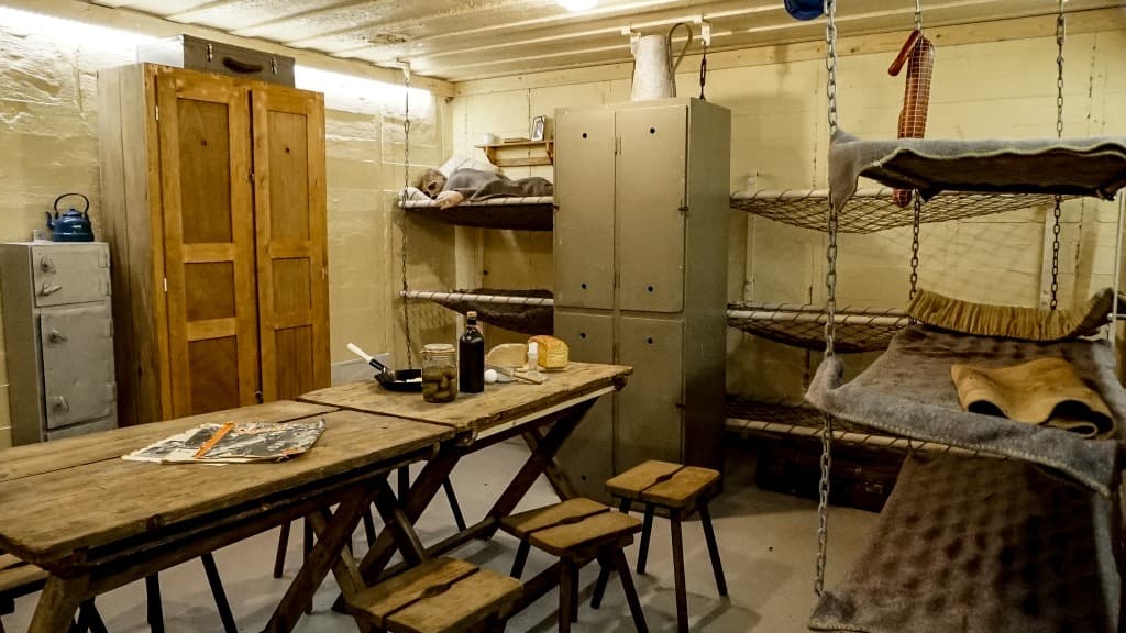 Indendørs i en bunker