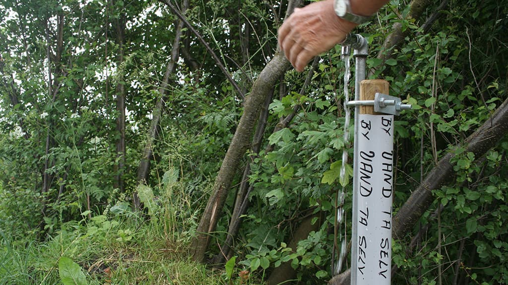Vandpost og rastested skødevej
