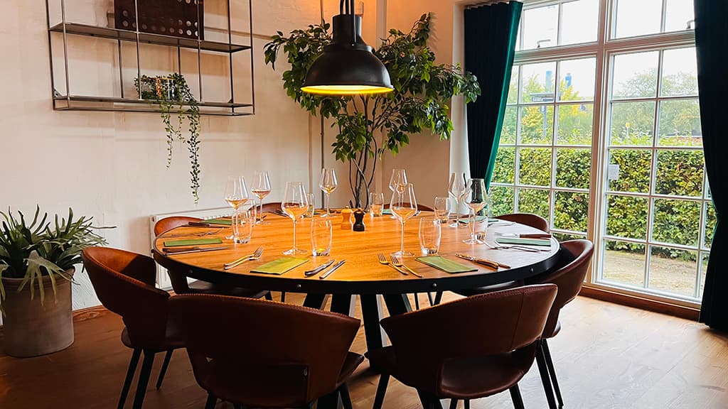 Restaurant Alfa - Midt i Vejen by