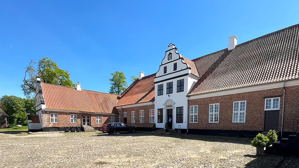 Estrup Hovedgård mellem Vejen og Brørup