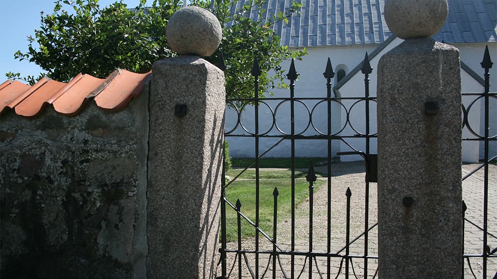 Indgang Hjerting Kirke, Rødding