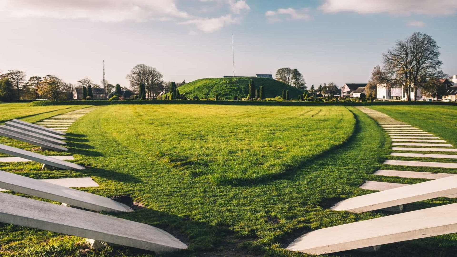 Jelling-monumenterne - skibet