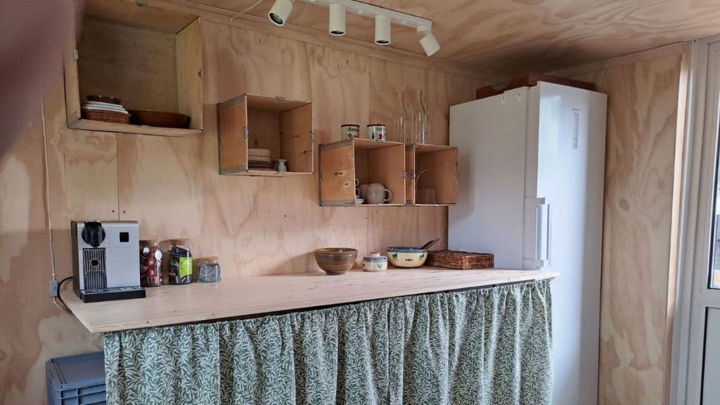 Die Küche in der mongolischen Jurte von Harresø Have