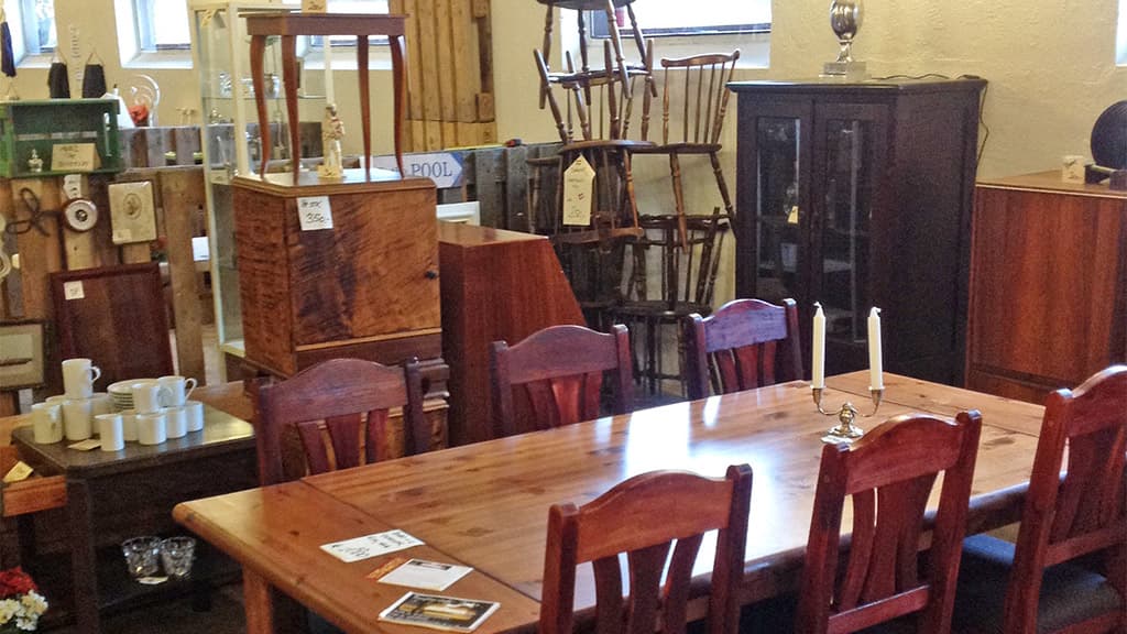 Haughus Gods, Antik og Kræmmermarked