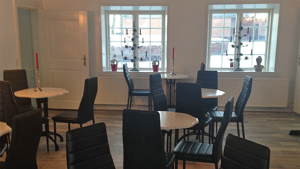 Caféen på Haughus Gods