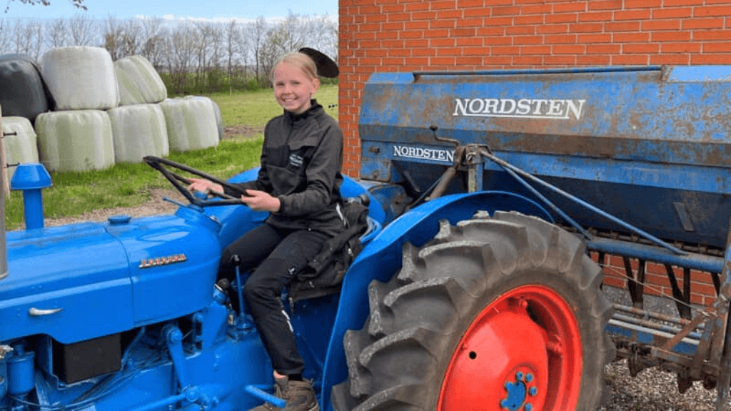 Traktor på Nørregaarden