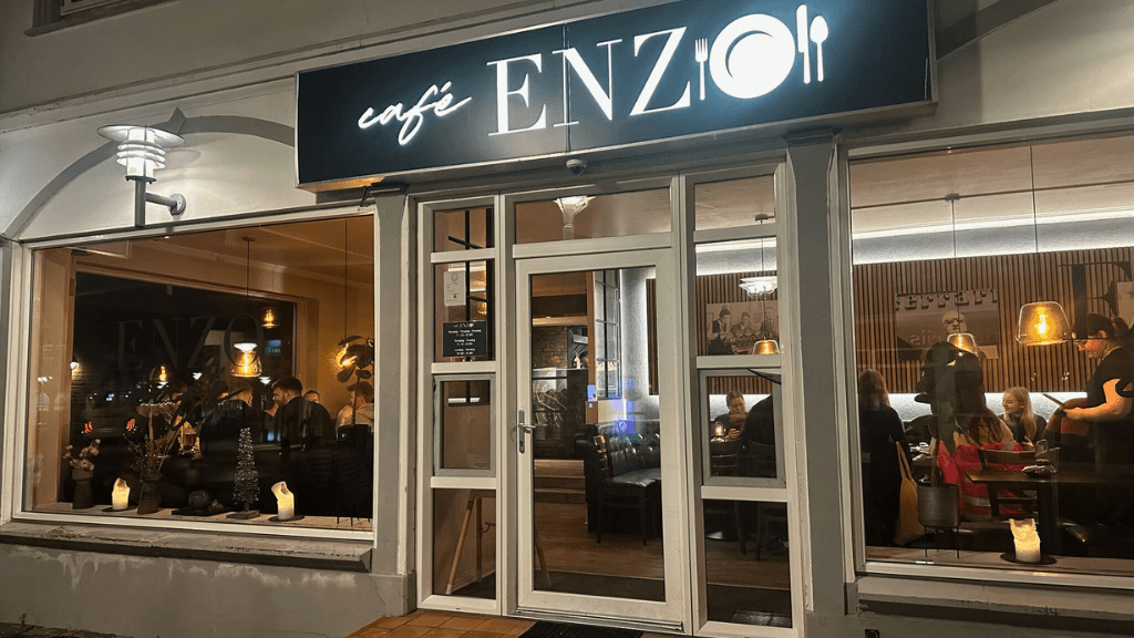 Facaden hos Café Enzo