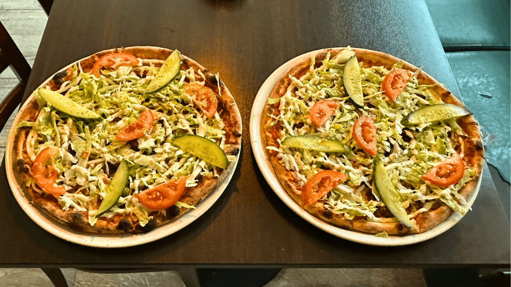 Pizzaer hos Café Enzo