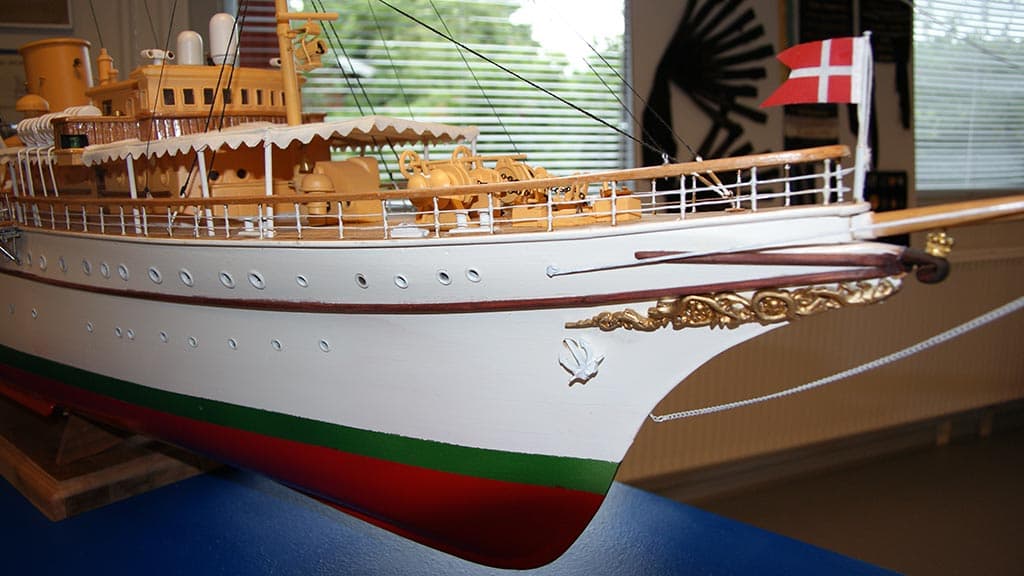 Modelbåd i udstillingen