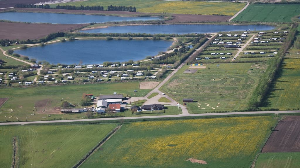 Uge Lystfiskeri  Hytter og Camping