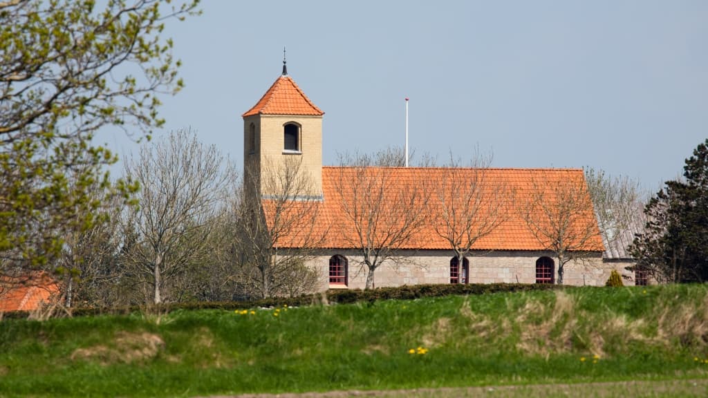 Skræm Kirke, Fjerritslev